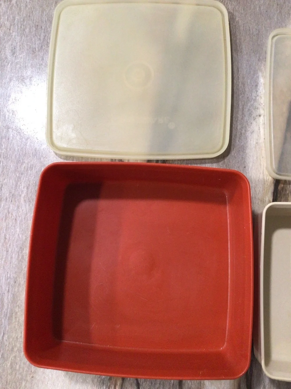 Vtg Tupperware Square Away Sandwich Keepers Set Almond & Paprika Red 670 1458